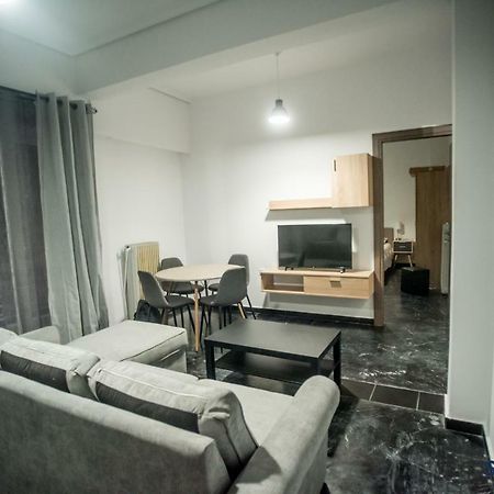 Explore Greece From Bright City Centre Apartment Chalkida Ngoại thất bức ảnh